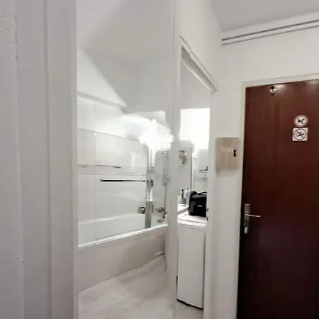 Apartamento Coup De Cœur 3 étoiles Terrasse Parking Wifi à 70 M Des Thermes